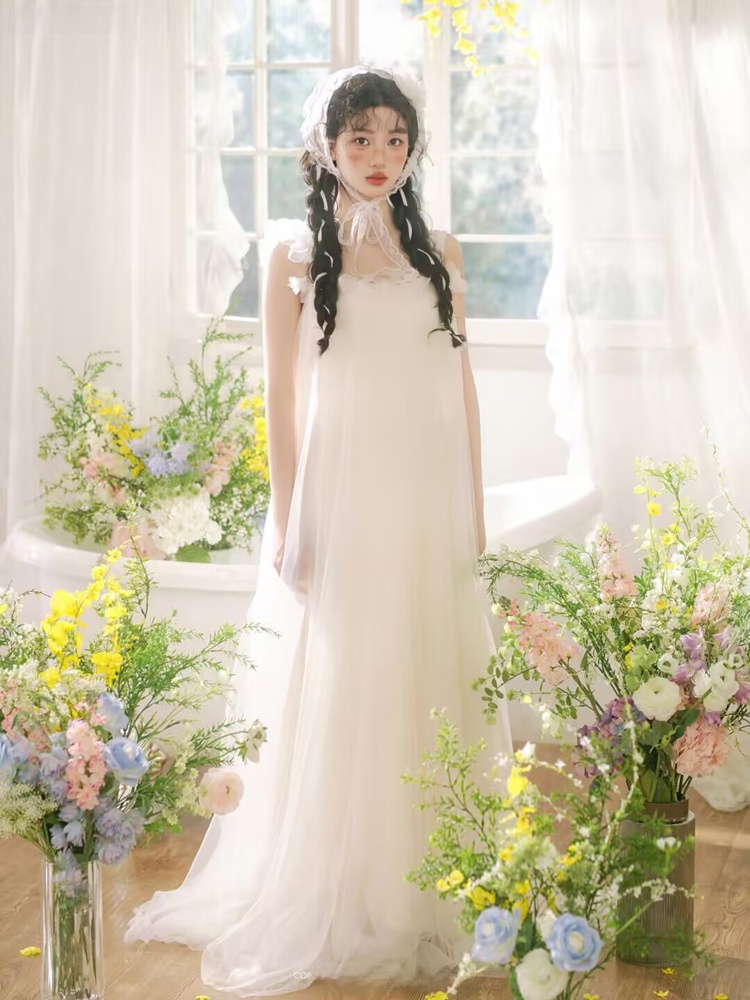 Photography Of The Year - Studio New Style Sweet White Light
