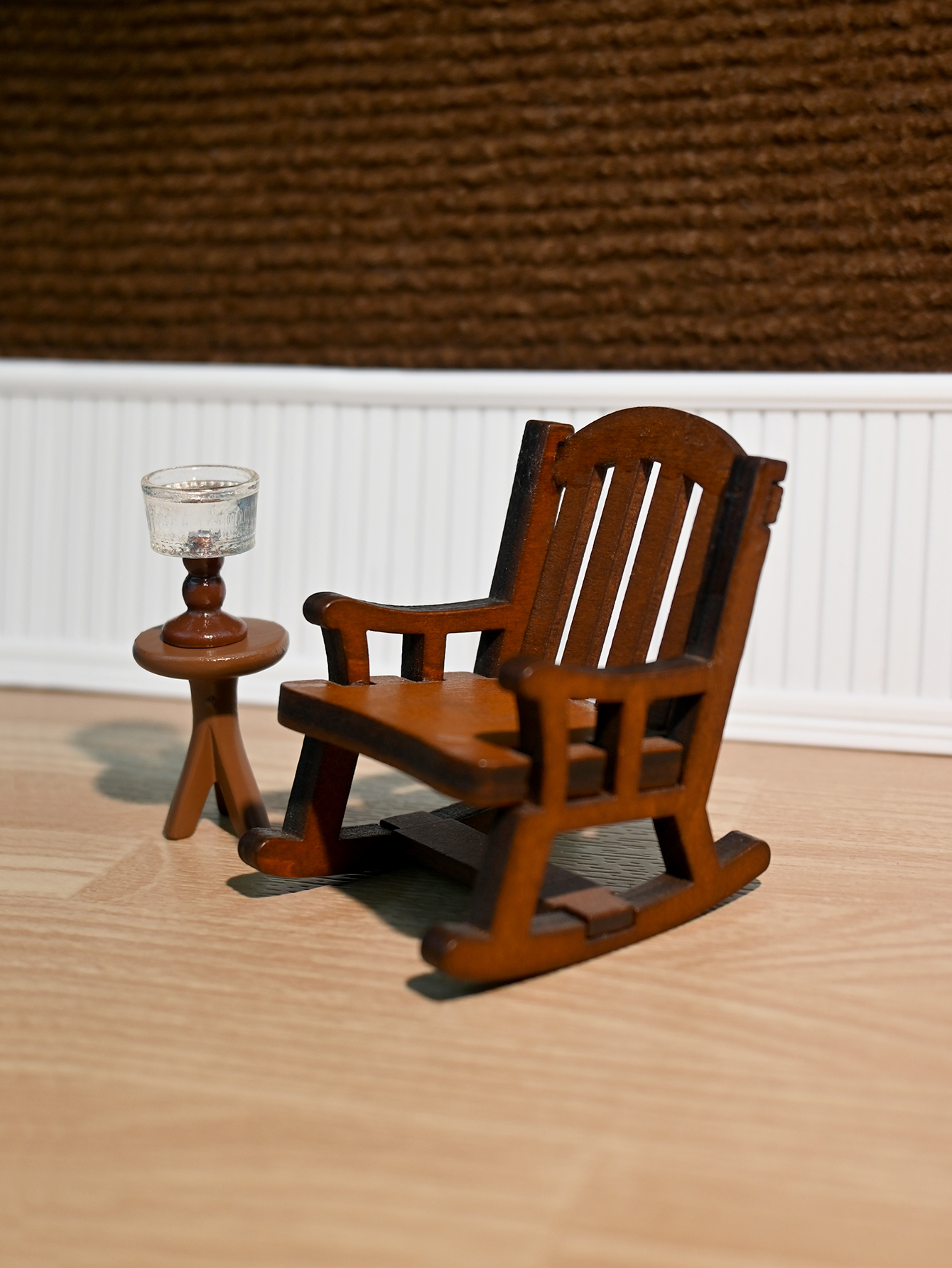Miniature Rocking Chair, Minia - Photography Model avaliação e preço